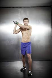 Um fit zu bleiben oder zu bleiben, brauchst du nicht viel. Training Zu Hause Hanteltraining Unsere 7 Ubungen Bilder Fit For Fun