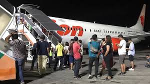 Berikut potret evakuasi basarnas dalam peristiwa jatuhnya pesawat lion air jt 610, yang telah brilio.net rangkum dari akun twitter @sar_nasional, senin (29/10). Penumpang Ungkap Kejanggalan Lion Air Rute Denpasar Jakarta