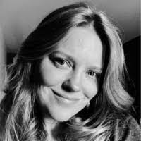 Lucy Engel's Instagram, Twitter & Facebook