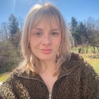 100+ "Sandra Stock" profiles