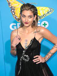 Paris Jackson Posted A Funny Photo Of Her Double Chin And Now Fans Are Memeing Her Paris Jackson Paris Jackson 2017 Jackson Instagram