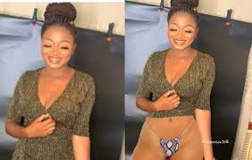 Nigerian Lady Loses Job After Being Photoshopped On A Naked Body - Career -  Nigeria