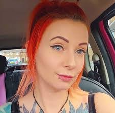 Darla Leonard's Instagram, Twitter & Facebook