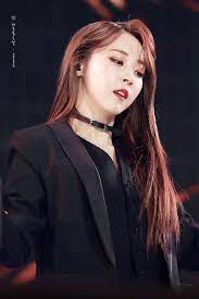 Moonbyul is the main rapper of mamamoo. Moon Byul Shares The Story Of How Mamamoo Members Intimidated A Past School Bully Who Ostracized Her Allkpop