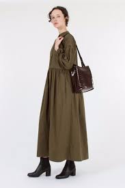 If This Pilgrim Dress Is Worth 450 Please Let Us Know Pilgrim Dresses Fashion Dresses