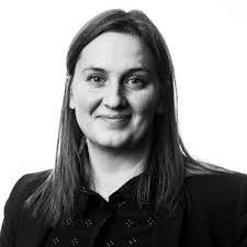 Anne Kipp's Instagram, Twitter & Facebook