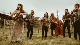 El Balcon live at Front Porch Farm