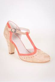 La chaussure de mariage pour femme. Chaussures Talon Corail Mariage