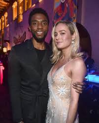 Tenía mucha tos y cansancio. La Muerte De Chadwick Boseman Desde Capitana Marvel Hasta La Mujer Maravilla Y Tambien Kamala Harris Despidieron A Black Panther Para Ti