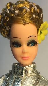 Vintage Topper Dawn Doll/H11A In Silver-au-Go-Go w/Gloves, Different Dog &  Purse