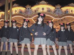 ボード 制服ディズニー のピン