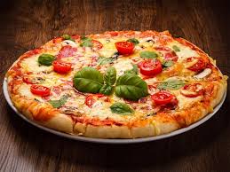 Dough for homemade pizzas is flavored with granulated garlic and italian seasonings. Sondag Och Himmelsk God Napolitansk Pizza Beer N Play Hornstull Facebook