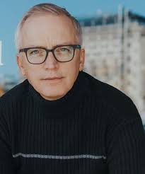 Grinnin' Like a Jackass Eatin' Briars: A memoir of insanity, awareness and  acceptance: Batton, Jeff, Napoleon, Landon J: 9781734877427: Amazon.com:  Books