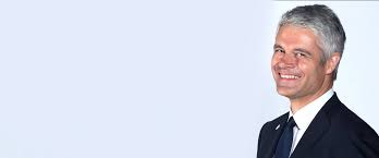 Être candidat à l'élection présidentielle, c'est une décision que l'on prend non parce que l'on en a simplement envie. Laurent Wauquiez A 45 Ans Decouvrez Charlotte Sa Charmante Epouse