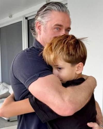 Franjo Pooth hat es endlich geschafft! Nach einer 36-stündigen Reise ist er  endlich bei seinem Sohn Rocco in Dubai angekommen, wie Verona Pooth  erleichtert auf Instagram enthüllt. 🥺 Mehr dazu auf OKmag.de.