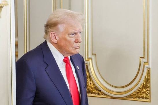 Tỷ lệ ủng hộ Tổng thống Donald Trump tiếp tục sụt giảm