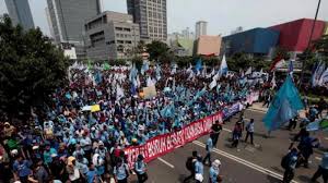 More images for spanduk orgen » Memaknai Hari Buruh Fspmi Gelar Hiburan Musik Orgen Tunggal Halaman 2 Tribun Batam