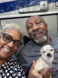 Jim and Steve here are a great team. They have been married for 46 and 50  respectively. They are smart hikers and we are sure we will see them in our  hostel