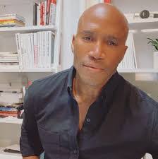 Derek Goss's Instagram, Twitter & Facebook