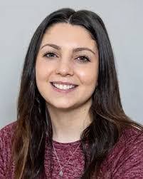 Angela Dow's Instagram, Twitter & Facebook