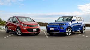 Developed and manufactured in partnership with lg corporation. 2020 Chevrolet Bolt Ev Vs Kia Soul Ev Comparison Test Expert Reviews Autotrader Ca