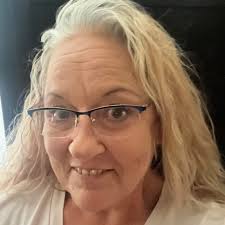 Is Elephant Butte Lake safe for swimming?