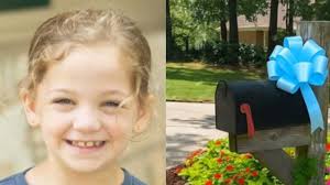 Alabama businesses are showing support for Sarah Marsh, 8, a Mountain Brook  girl who was among more than 100 people who died in the devastating floods  in Texas. Here's how you can