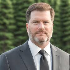 Brad Kline's Instagram, Twitter & Facebook