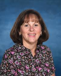 Kristy Giles's Instagram, Twitter & Facebook