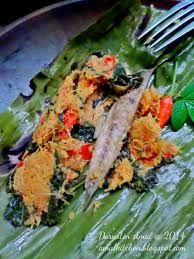 Lempit ujungnya sama seperti pepes ikaan. Amal S Kitchen Simple Easy Recipes Pepes Ikan Pindang Kelapa Daun Singkong Masakan Indonesia Ikan Makanan
