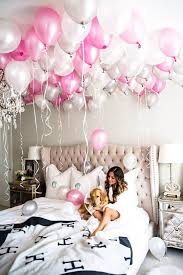 Birthday party room and wall decor. 27 Romantic Birthday Bedrooms To Surprise Your Boyfriends Women Blog