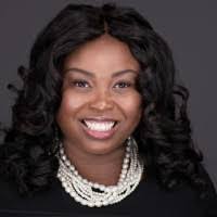 Loren Hayes's Instagram, Twitter & Facebook