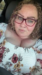 Hi all. 👋 I am new here and want to introduce myself with an image that I  like very much. 🥳