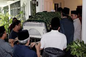 He was appointed as the managing director of trc synergy berhad on 29 march 2002. Pm Expresses Condolences To Family Of Late Dollah Kok Lanas