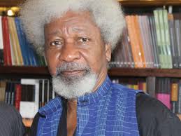 Wole soyinka yillik ma'ruzalar seriyasi 1994 yilda tashkil etilgan bo'lib, nigeriya va afrikaning eng taniqli va doimiy adabiy. Wole Soyinka At 86 A Writer S Courage In Isolationthisdaylive