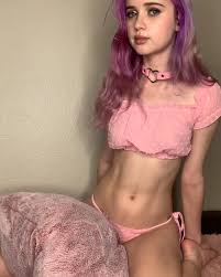 OnlyFans @bellamarieberrada - Profile, photos & links - Babepedia