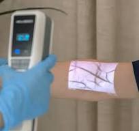 Hellovein ® Infrared Vein Finder Light for IV Access