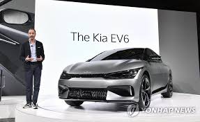 Kia has released some specifications, but most details are still unavailable. Kia Unveils All Electric Ev6 Yonhap News Agency