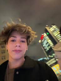 Артист Эстрады Филипп Киркоров В 2010