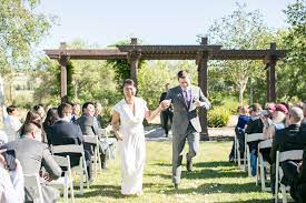 Indoors or outdoors, surrounded by the natural beauty of the vineyards and with … read more Dandan Paul Martinelli Event Center Livermore Wedding Photographer Rachel Howden Photography