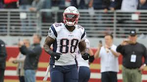 Martellus bennett uploaded what he thought was a harmless competitive eating video with his brother and fellow nfl player michael bennett last week. Martellus Bennett Hopes Patriots Invest In His Return