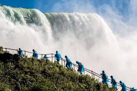 No matter what time of year, whether it's the beautiful rainbows glistening in the mist, or the magnificent ice bridge created by the cold of winter, niagara falls always seems to amaze it's viewers. What You Need To Know Before Your Trip To Niagara Falls