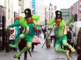 Den svatého patrika (irsky lá 'le pádraig nebo lá fhéile pádraig, anglicky saint patrick's day) je svátek, který se slaví každoročně 17. Novinar Kreslit Premier Den Sv Patrika Richmondfuture Org