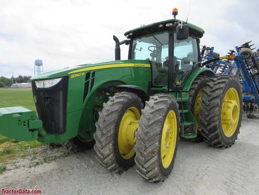 John Deere 8360R Tractor
