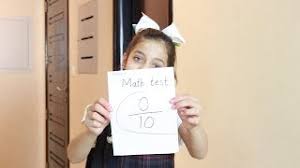 قيس هو قيس بن ملوح بن مزاحم العامريّ، من أهل نجد، وهو أحد الشّعراء المتيمين، حيث كثُر استخدامه الغزل في شعره ، ويُعتبر قيس بن الملوح أحد أكبر الشعراء الذين عاشوا في. Ù…Ù„Ø®Øµ Ø±ÙˆØ§ÙŠØ© Ø§Ù„Ø¨Ø¤Ø³Ø§Ø¡ Ø¨Ø§Ù„Ø§Ù†Ø¬Ù„ÙŠØ²ÙŠ