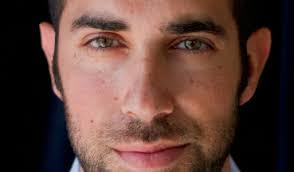 Sean Wolfson's Instagram, Twitter & Facebook