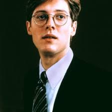Despite his height of 5′10′′ in feet and inches and 178 cm in centimetres, he weighs 158 pounds and 73 kilograms. James Spader Rotten Tomatoes