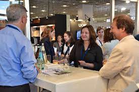 She showed interest in acting and performing from a young age. Neues Aus Dem Landesverband Hessen O Bib Das Offene Bibliotheksjournal Herausgeber Vdb