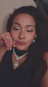 Sheri Boucher's Instagram, Twitter & Facebook