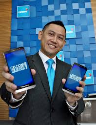 Free fire download for blackberry z30. Celcom Unveils Blackberry Z30 Deals Free Blackberry Z10 Concert Tickets And More Lowyat Net